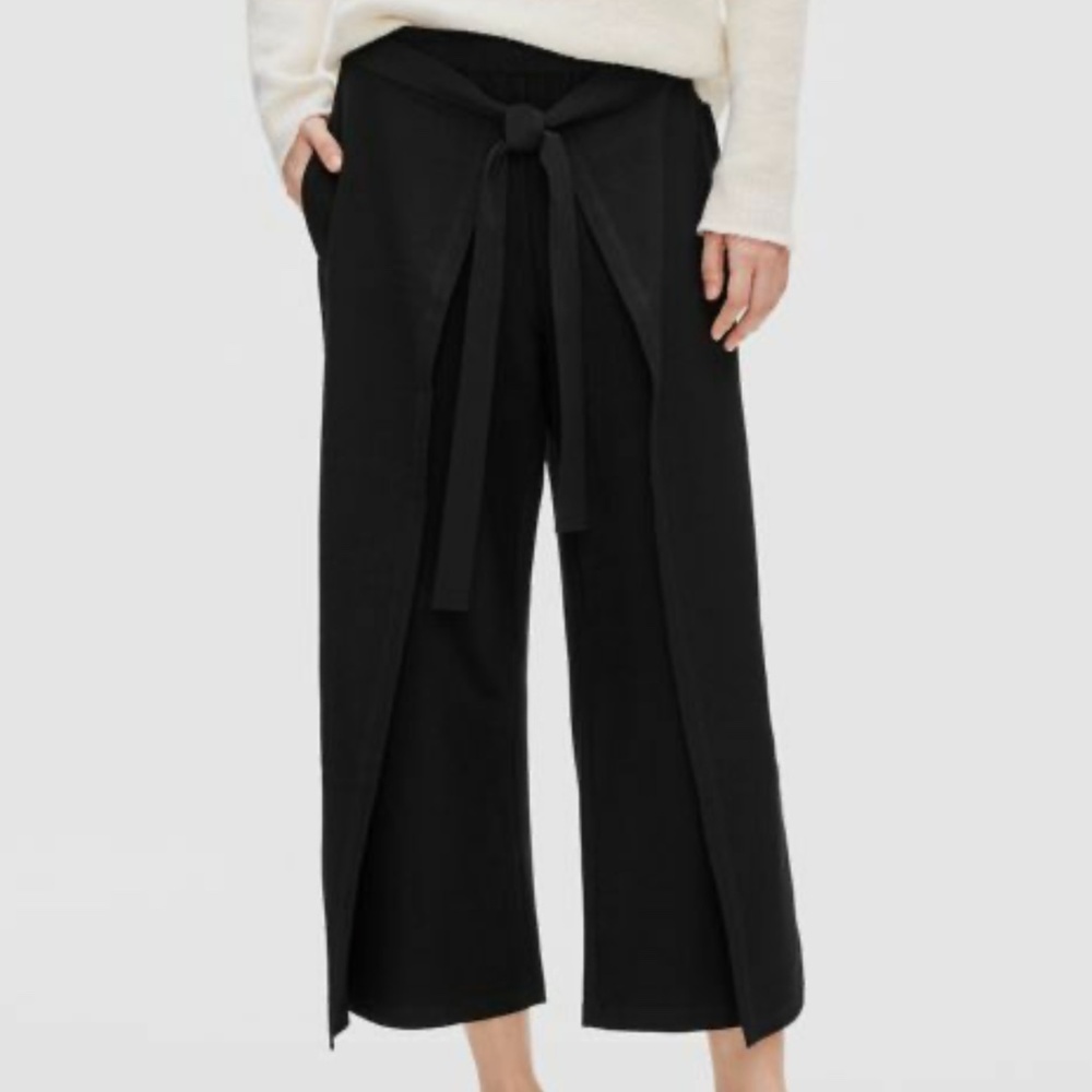 Eileen Fisher Washable Stretch Crepe Black Tie Front Crop Pants - M - EUC